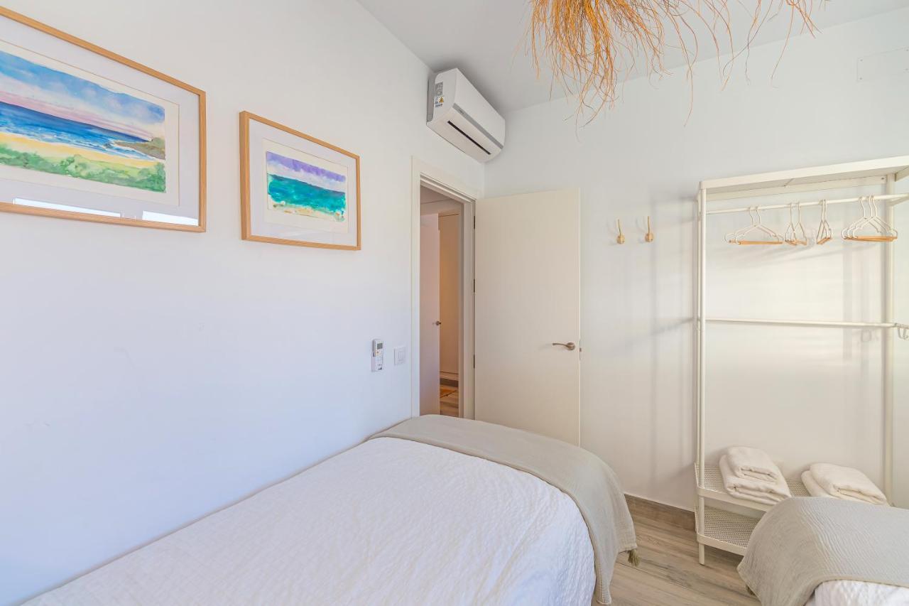 Jardin, Piscina Y Fibra Optica - Simplytarifa Apartment Exterior photo