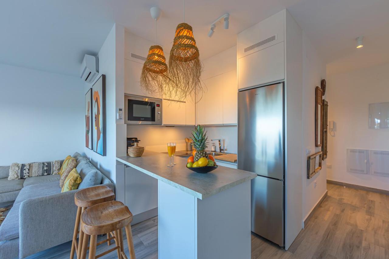 Jardin, Piscina Y Fibra Optica - Simplytarifa Apartment Exterior photo